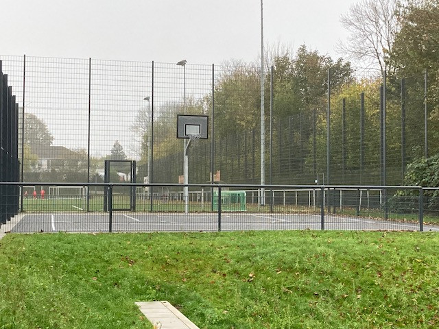 Streetball-Feld (Basketball)